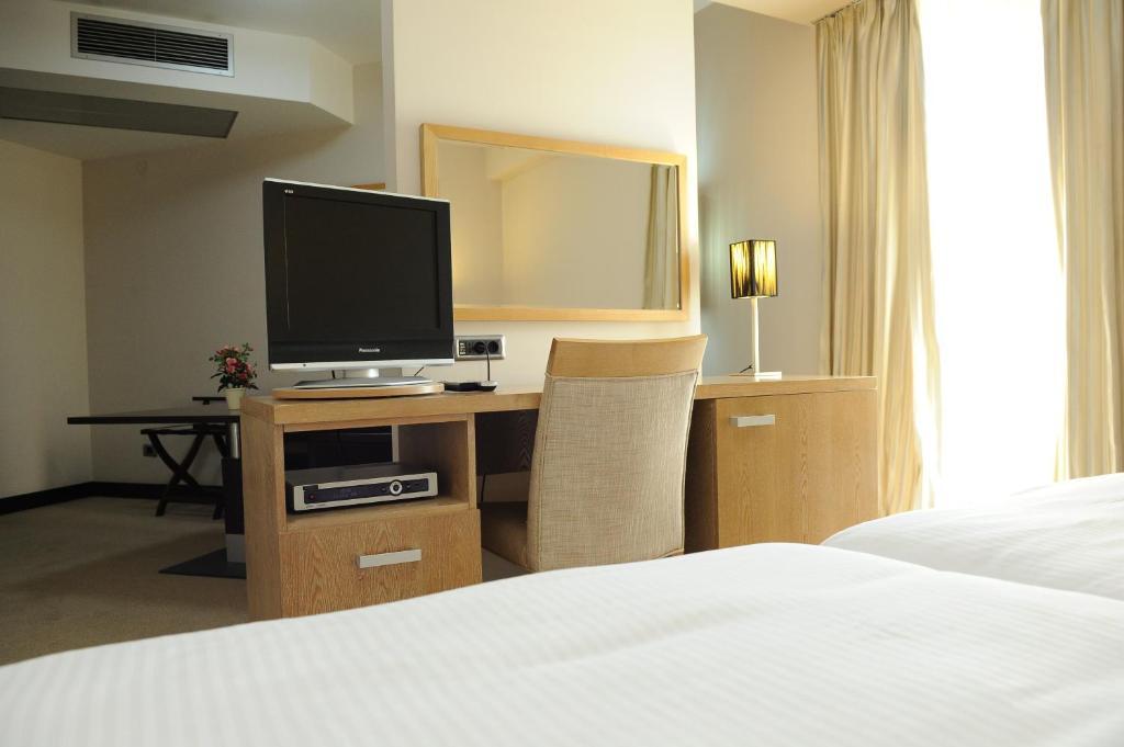 City Hotel Podgorica Værelse billede