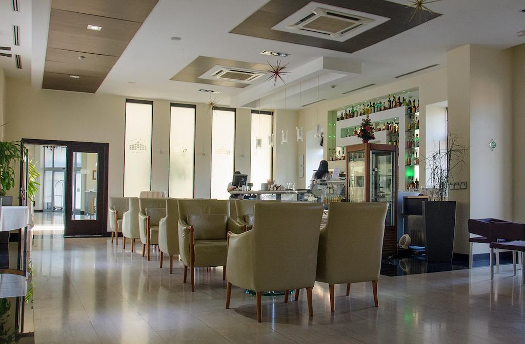 City Hotel Podgorica Eksteriør billede