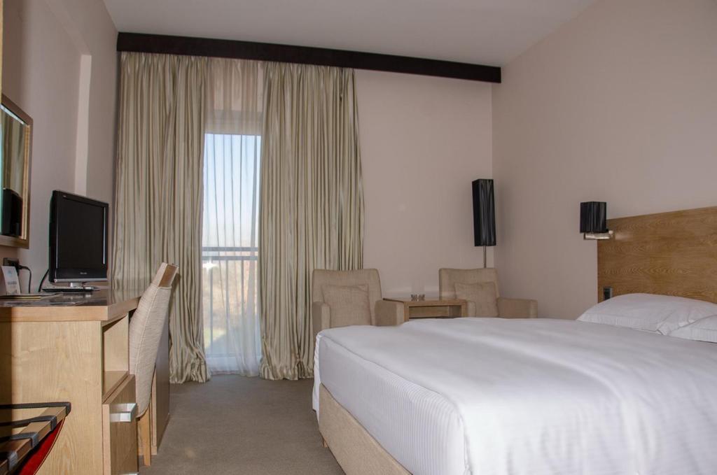 City Hotel Podgorica Værelse billede